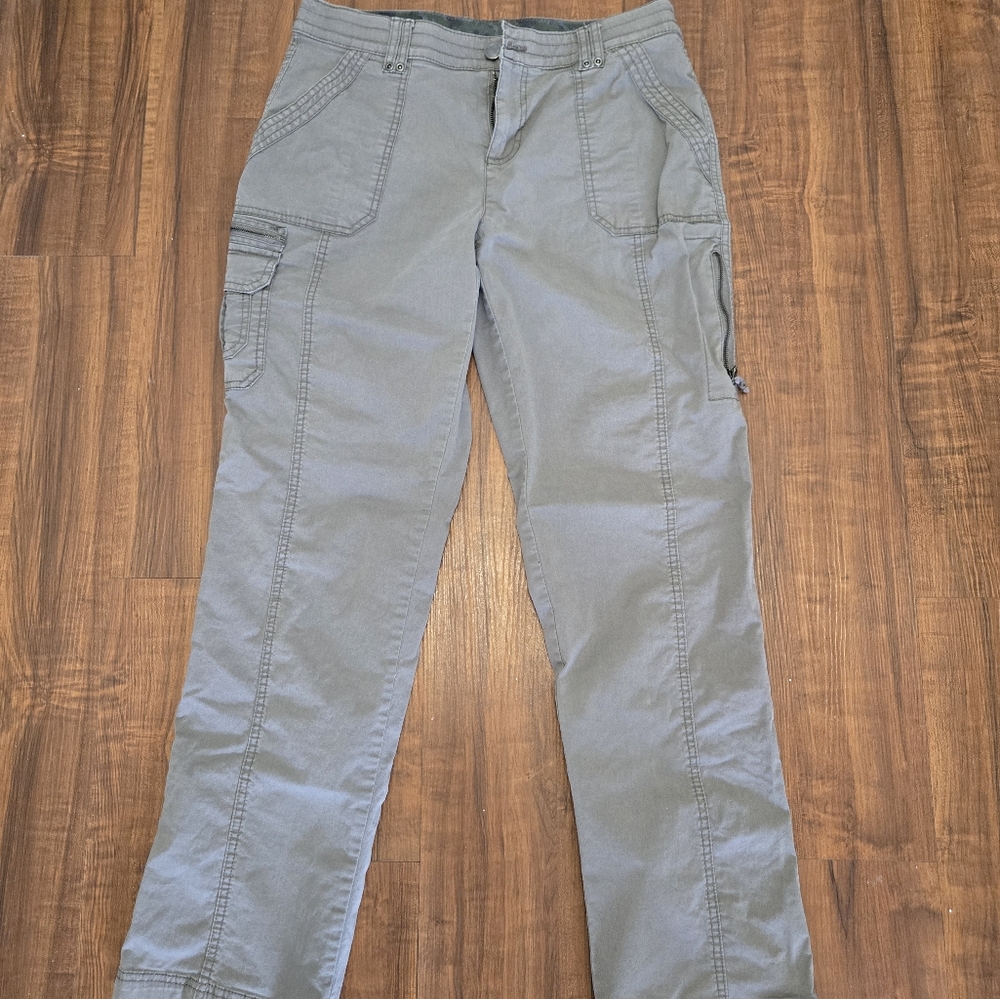 Natural Reflection women pants size 10.